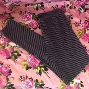 Betsey Johnson Gray black stripe legging cotton